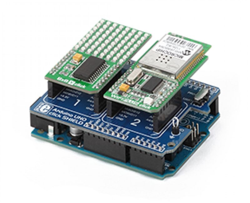 1206-tmik033-arduino-uno-click-shield-connected