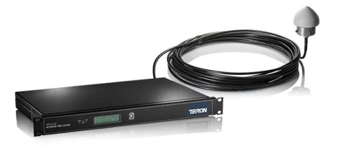 nts03-g-network-time-server-front-panel-with-antenna.jpg