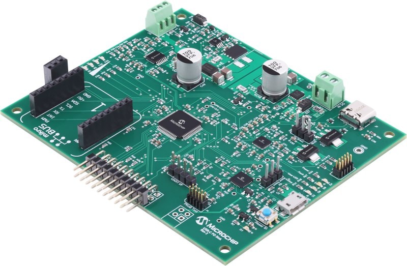 220223-apid-photo-usb-pd-charger-reference-design-angle-transparent