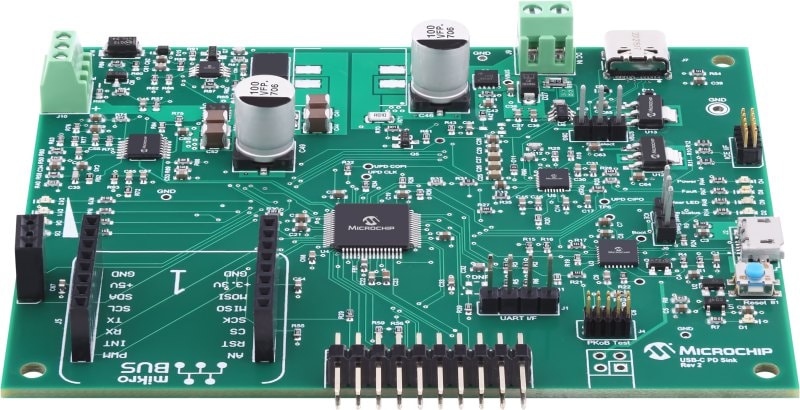 220223-apid-photo-usb-pd-charger-reference-design-dynamic2-transparent