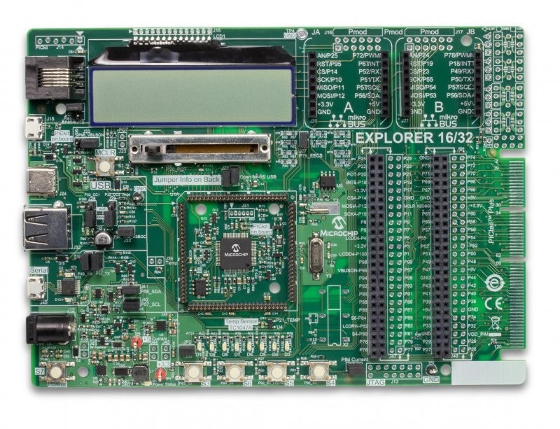  Explorer 16/32 Development Board