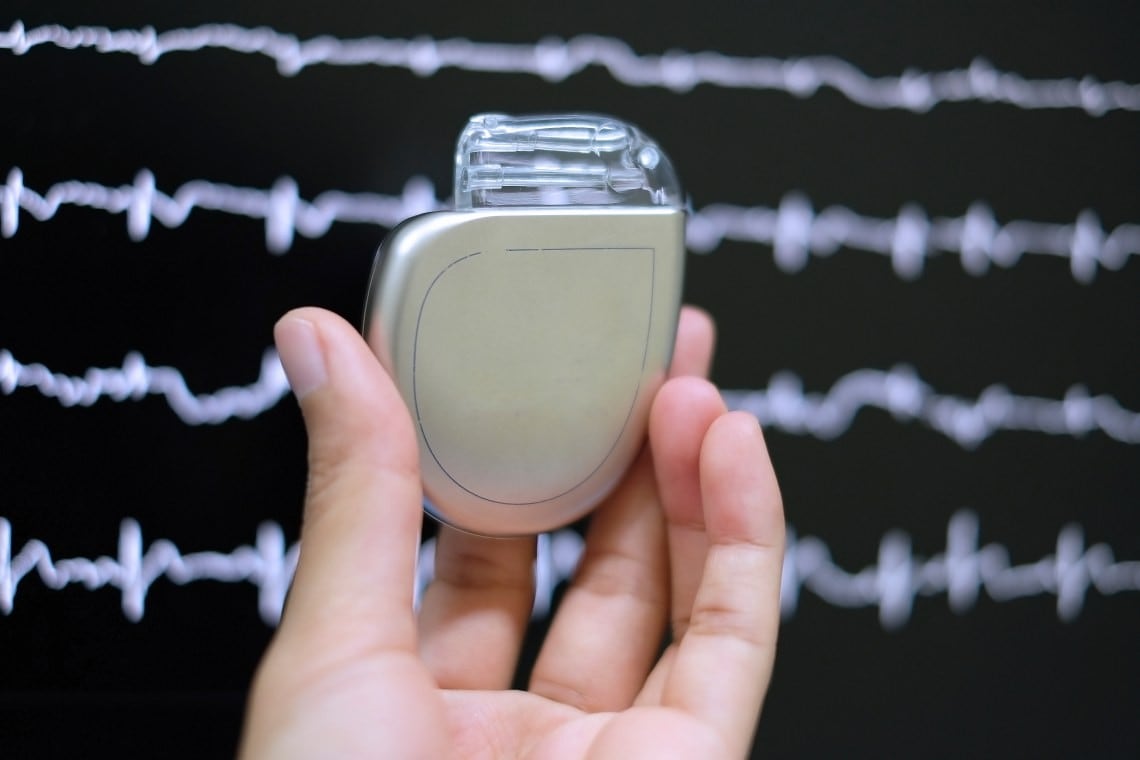Ultra-Low-Power Implantable Device